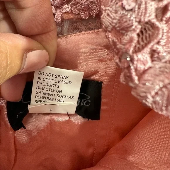 La Femme evening a line dress pink size 4